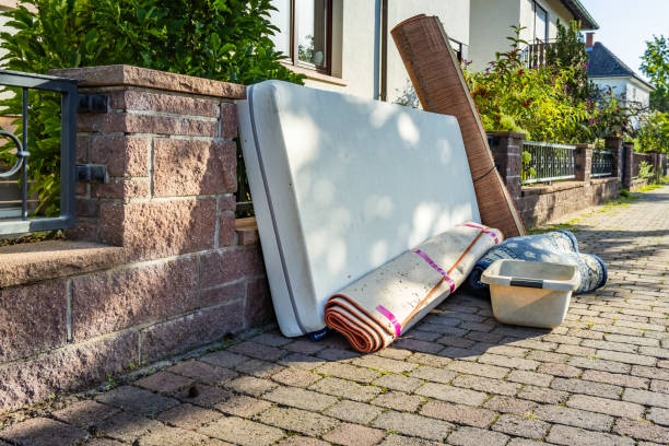 Best Mattress Removal Service  in Claypool, AZ
